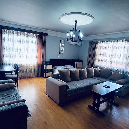 Seaside Apartment Batumi Beach Екстериор снимка